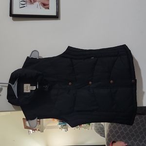 G.H. Bass & Co puffer vest sz S